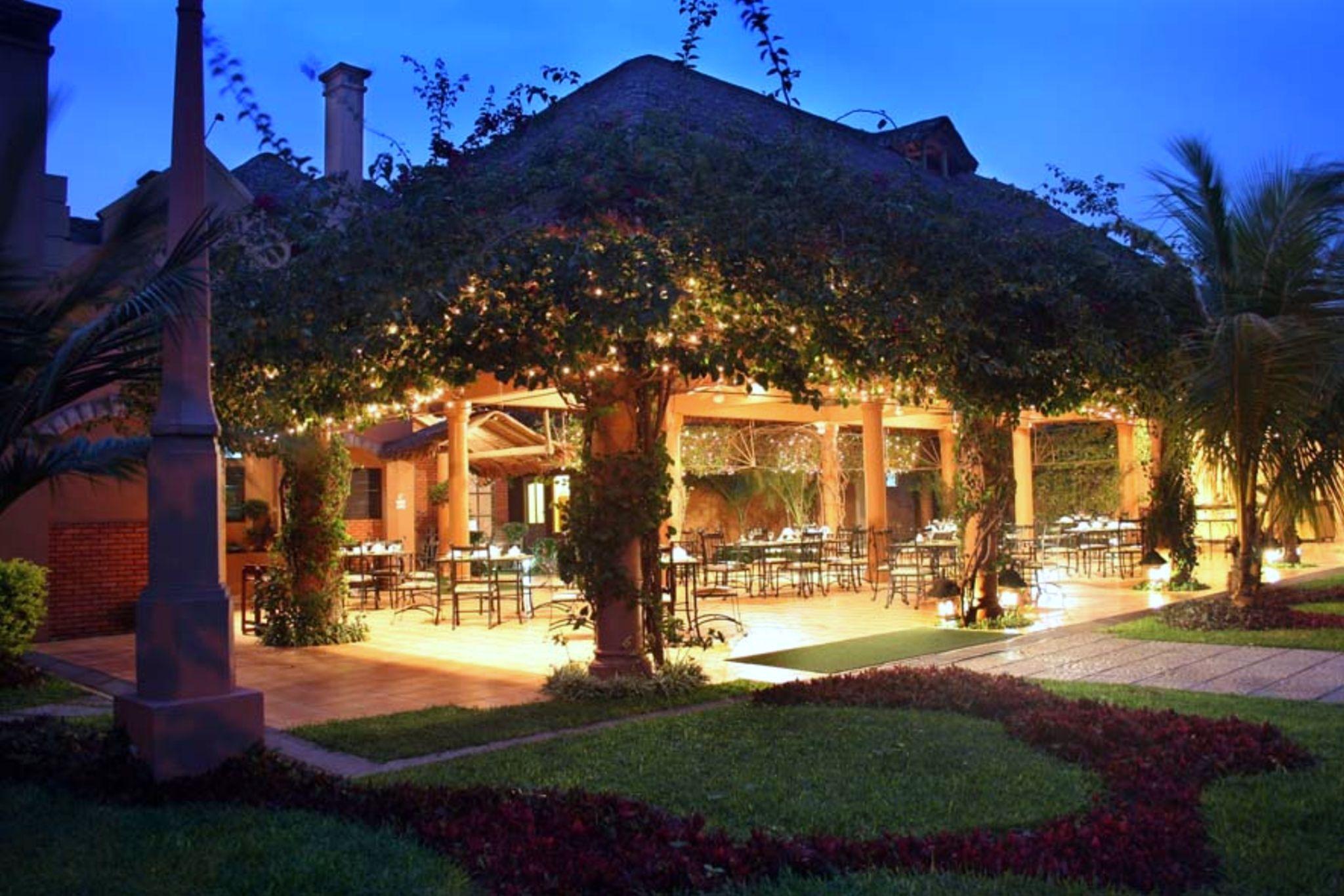 Buganvillas Hotel Suites Santa Cruz de La Sierra Exterior photo